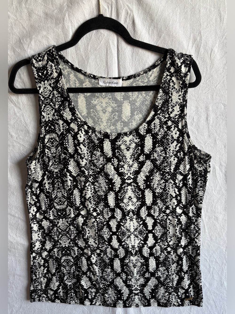 Calvin Klein Black & White Snake-Print Scoop Neck Tank